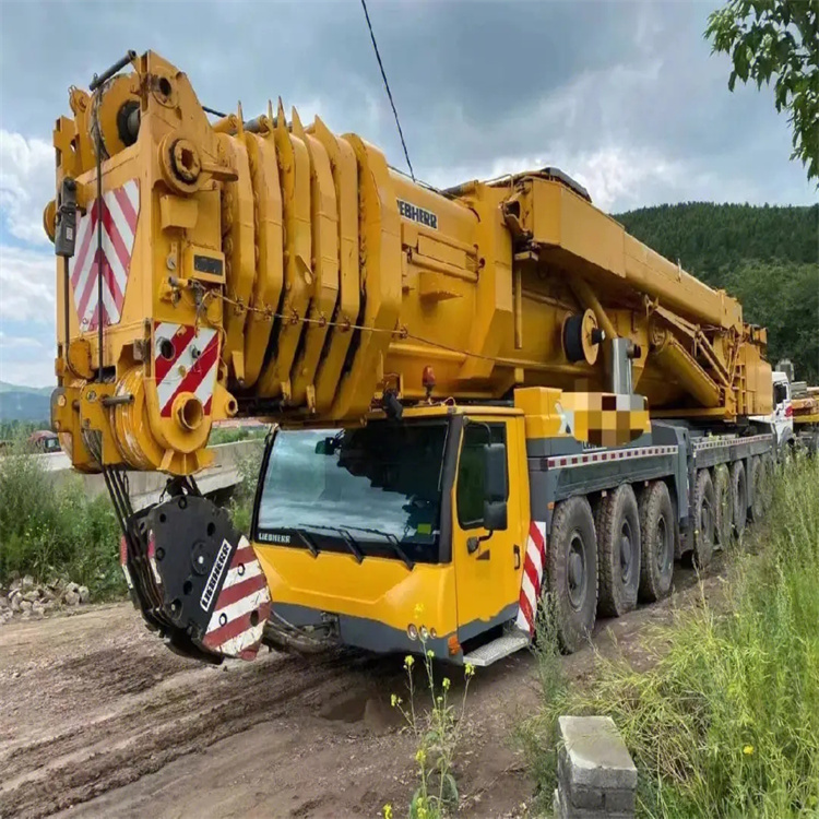 布拖附近100吨吊车出租电话