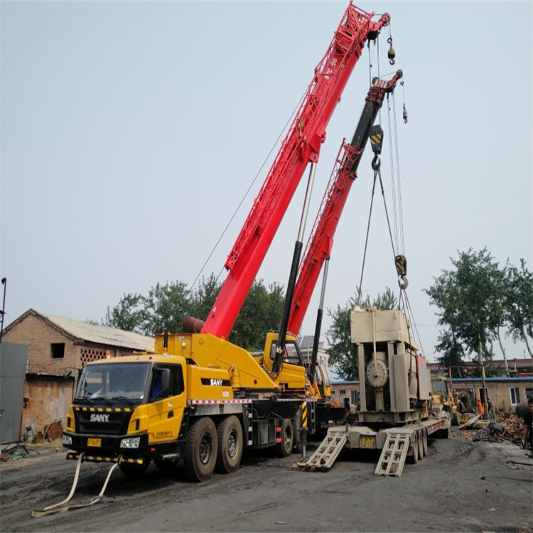 布拖吊车租赁要怎样才能降低成本呢