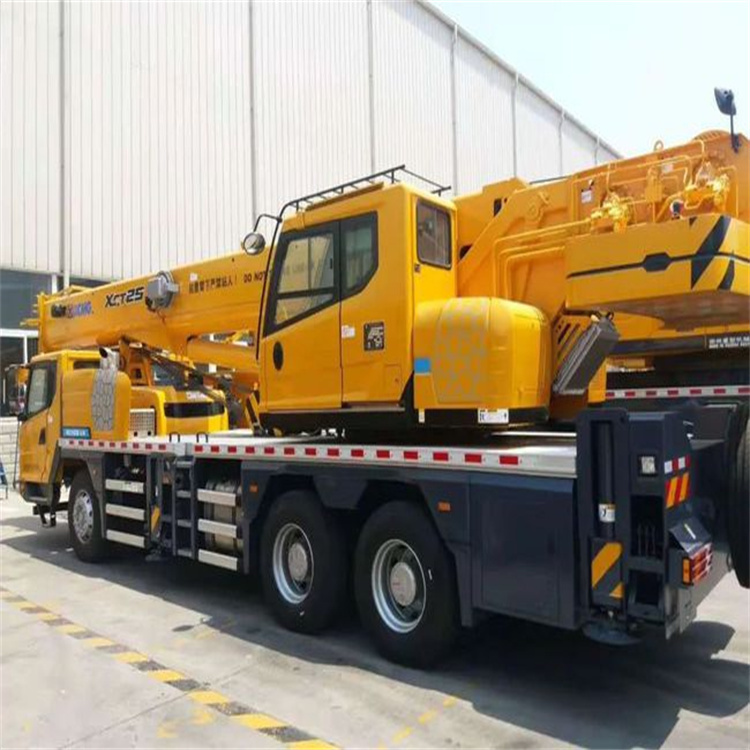 布拖离这最近出租吊车电话