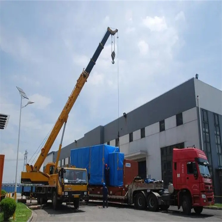 布拖50吨吊车吊一次多少钱